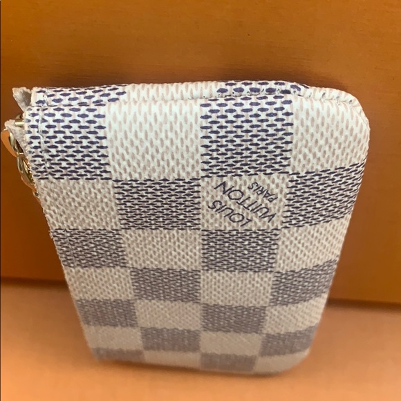 Sold RARE Louis Vuitton Key Pouch hard to find - Picture 4 of 8